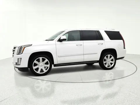 Another view of 2016 Cadillac Escalade Premium for sale in Gurnee, IL at CarWise Gurnee