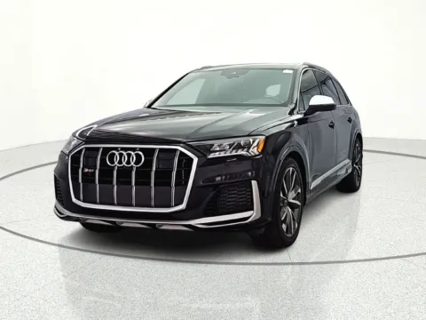 Photos of 2021 Audi SQ7 Premium Plus for sale in Gurnee, IL at CarWise Gurnee