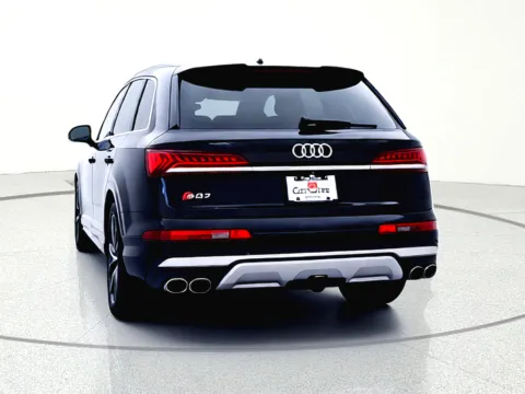 More photos of 2021 Audi SQ7 Premium Plus at CarWise Gurnee, IL