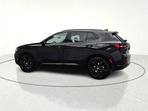 More photos of 2022 Buick Envision Essence at CarWise Gurnee, IL