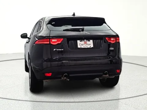 More photos of 2019 Jaguar F-PACE 25t Premium at CarWise Gurnee, IL