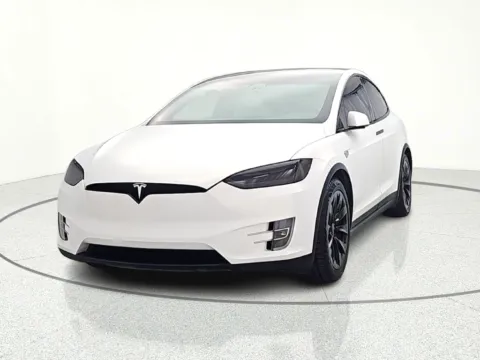 Photos of 2017 Tesla Model X 75D for sale in Gurnee, IL at CarWise Gurnee