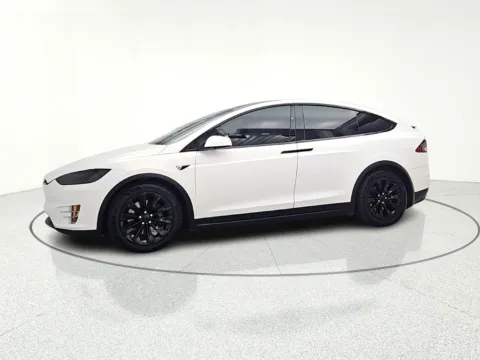 Another view of 2017 Tesla Model X 75D for sale in Gurnee, IL at CarWise Gurnee