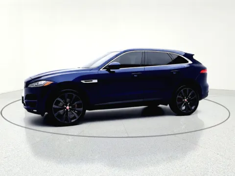 Another view of 2019 Jaguar F-PACE 30t Portfolio for sale in Gurnee, IL at CarWise Gurnee