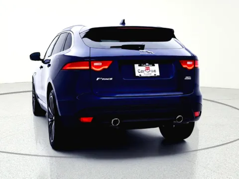 More photos of 2019 Jaguar F-PACE 30t Portfolio at CarWise Gurnee, IL