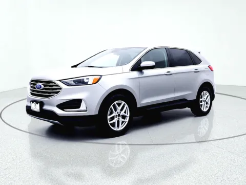 More photos of 2022 Ford Edge SEL at CarWise Gurnee, IL