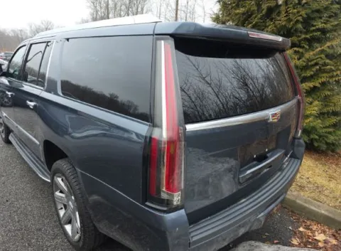 Photos of 2019 Cadillac Escalade ESV Luxury for sale in Gurnee, IL at CarWise Gurnee