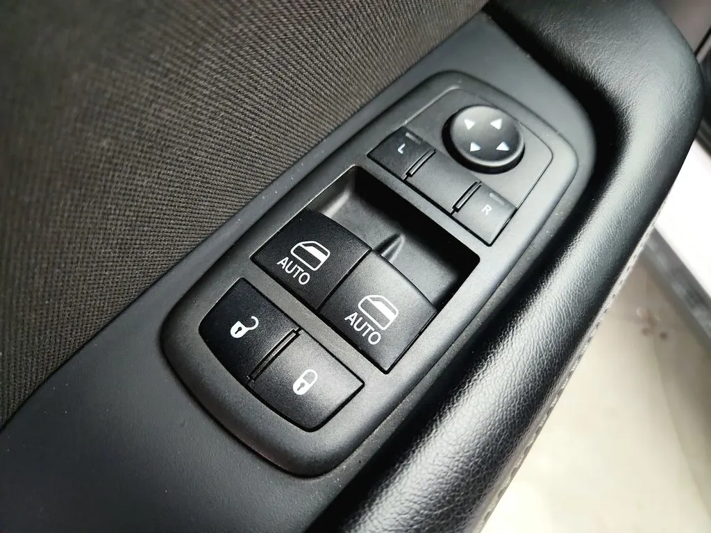 2022 Dodge Challenger R/T - Photo 22