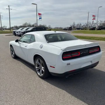 Photos of 2022 Dodge Challenger R/T for sale in Gurnee, IL at CarWise Gurnee