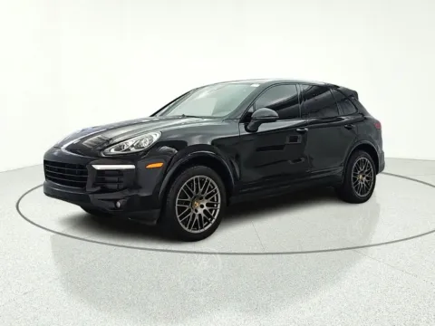 Another view of 2017 Porsche Cayenne Platinum Edition for sale in Gurnee, IL at CarWise Gurnee