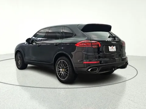 More photos of 2017 Porsche Cayenne Platinum Edition at CarWise Gurnee, IL