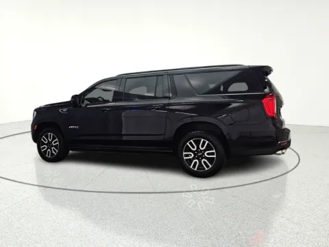 More photos of 2022 GMC Yukon XL AT4 at CarWise Gurnee, IL