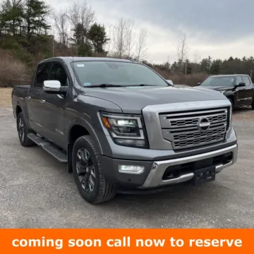 Gray 2021 Nissan Titan Platinum Reserve for sale in Gurnee, IL