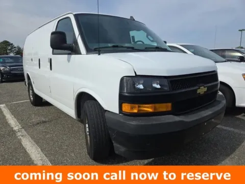 White 2021 Chevrolet Express 2500 Work Van for sale in Gurnee, IL