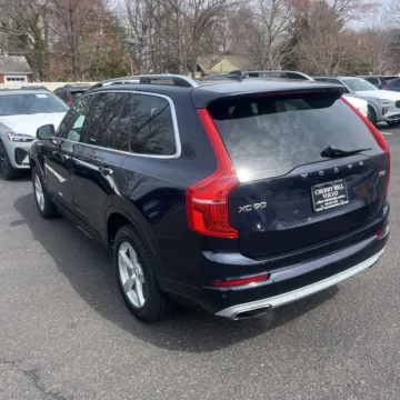 Photos of 2016 Volvo XC90 T5 Momentum for sale in Gurnee, IL at CarWise Gurnee