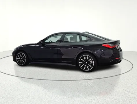 More photos of 2022 BMW i4 M50 at CarWise Gurnee, IL