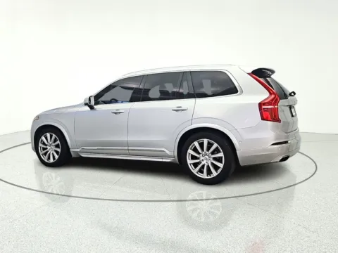 More photos of 2017 Volvo XC90 T6 Inscription at CarWise Gurnee, IL