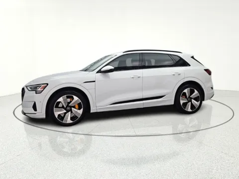 Another view of 2022 Audi e-tron Premium Plus for sale in Gurnee, IL at CarWise Gurnee