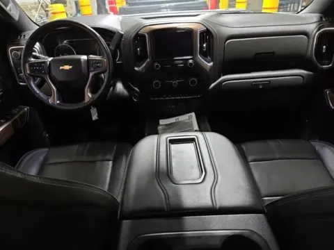 Another view of 2020 Chevrolet Silverado 2500HD High Country for sale in Gurnee, IL at CarWise Gurnee