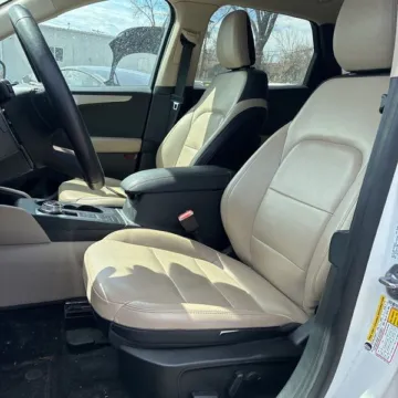 Another view of 2020 Ford Escape SEL for sale in Gurnee, IL at CarWise Gurnee