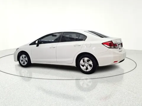 More photos of 2015 Honda Civic LX at CarWise Gurnee, IL