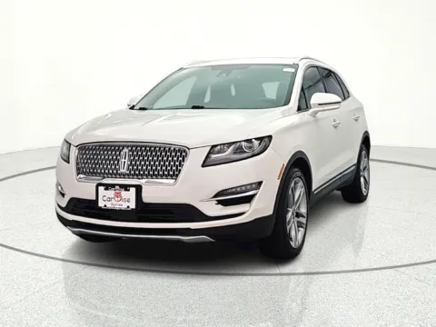 Photos of 2019 Lincoln MKC Reserve for sale in Gurnee, IL at CarWise Gurnee
