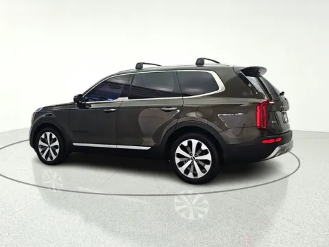 More photos of 2020 Kia Telluride S at CarWise Gurnee, IL
