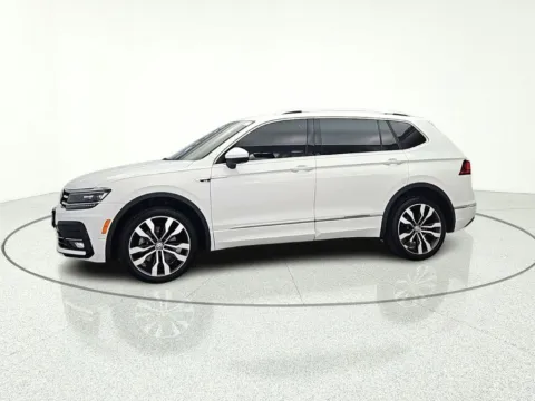 More photos of 2021 Volkswagen Tiguan 2.0T SEL Premium R-Line at CarWise Gurnee, IL