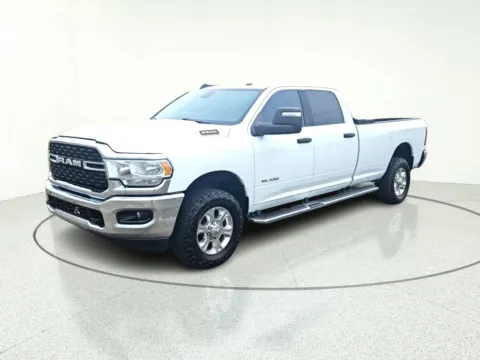 More photos of 2023 Ram 2500 Big Horn at CarWise Gurnee, IL