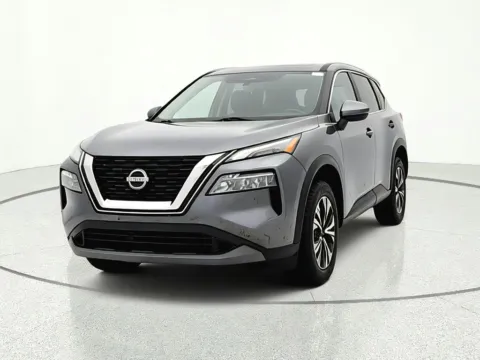Photos of 2022 Nissan Rogue SV for sale in Gurnee, IL at CarWise Gurnee