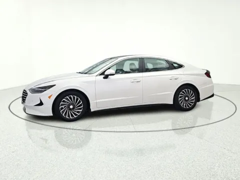 Another view of 2020 Hyundai Sonata Hybrid Limited for sale in Gurnee, IL at CarWise Gurnee