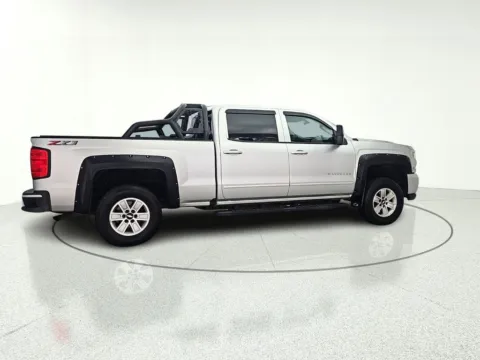 Another view of 2018 Chevrolet Silverado 1500 LT for sale in Gurnee, IL at CarWise Gurnee
