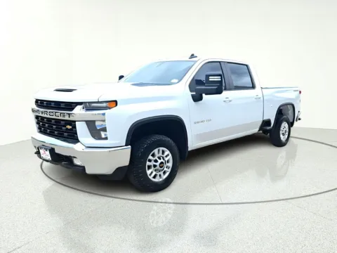 More photos of 2020 Chevrolet Silverado 2500HD LT at CarWise Gurnee, IL