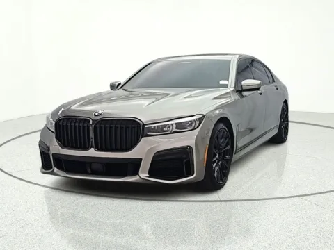 Photos of 2020 BMW 7 Series 750i xDrive for sale in Gurnee, IL at CarWise Gurnee