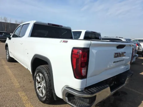 Photos of 2023 GMC Sierra 1500 SLE for sale in Gurnee, IL at CarWise Gurnee