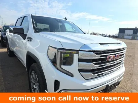 White 2023 GMC Sierra 1500 SLE for sale in Gurnee, IL