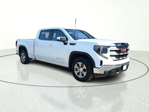 Photos of 2023 GMC Sierra 1500 SLE for sale in Gurnee, IL at CarWise Gurnee
