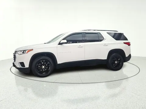Another view of 2019 Chevrolet Traverse 3LT for sale in Gurnee, IL at CarWise Gurnee