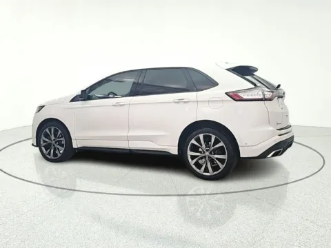 More photos of 2017 Ford Edge Sport at CarWise Gurnee, IL