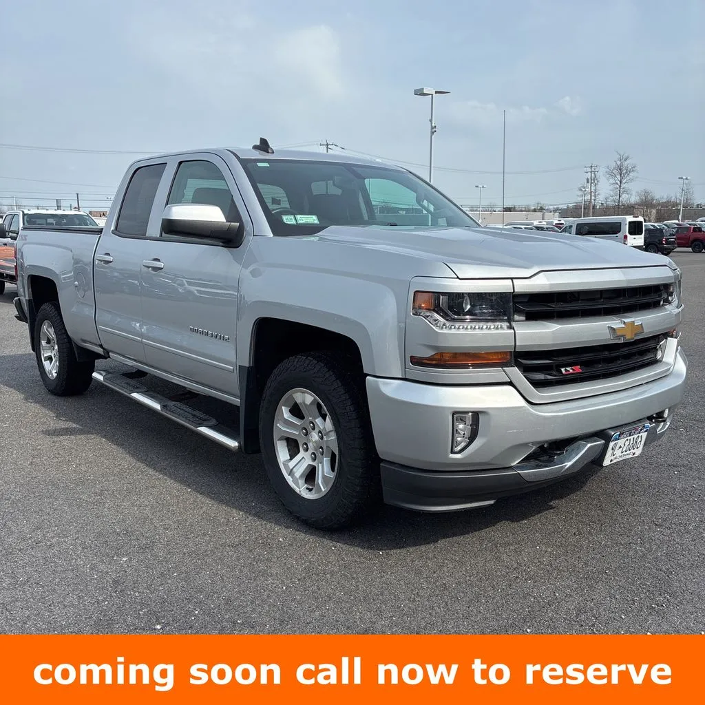 Silver 2017 Chevrolet Silverado 1500 LT for sale in Gurnee, IL