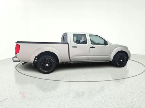 More photos of 2018 Nissan Frontier SV at CarWise Gurnee, IL
