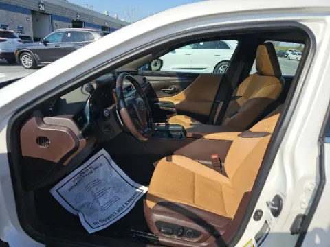 Another view of 2020 Lexus ES 350 for sale in Gurnee, IL at CarWise Gurnee