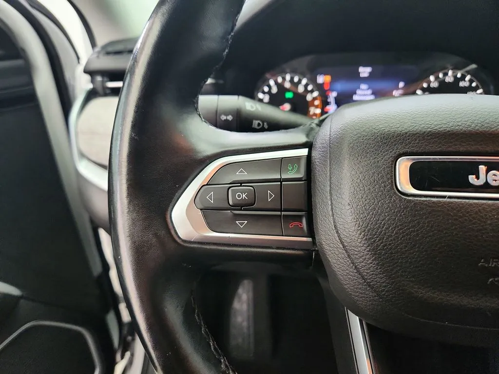 2022 Jeep Compass Latitude Lux - Photo 18