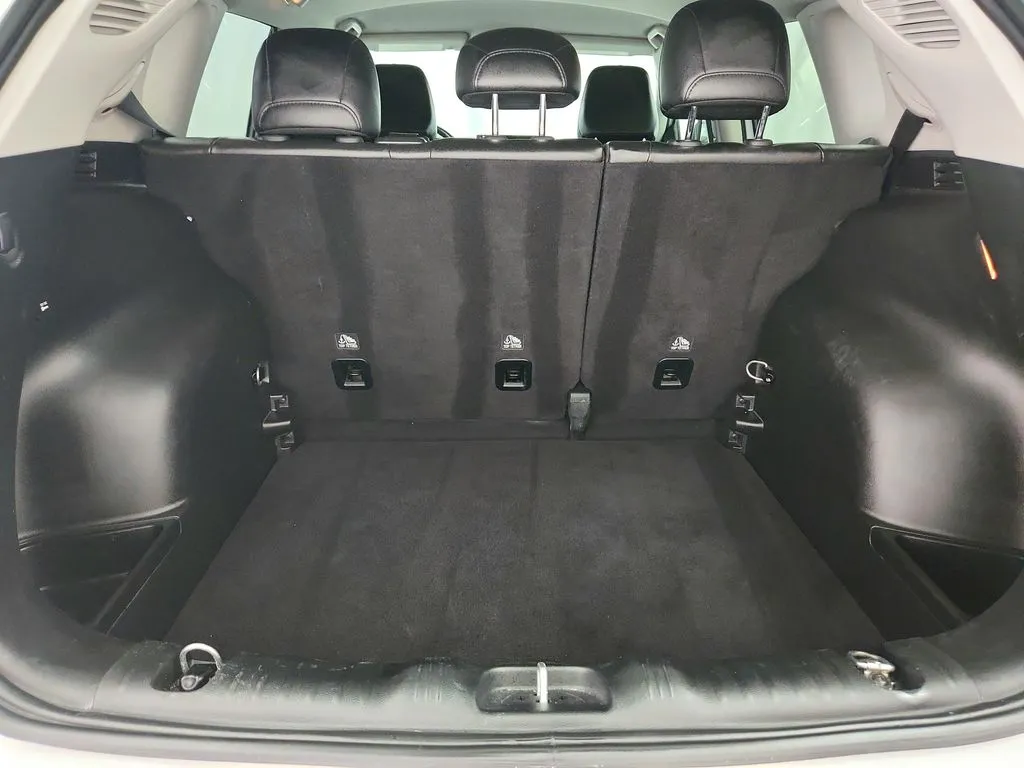 2022 Jeep Compass Latitude Lux - Photo 29