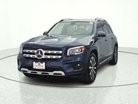 Photos of 2020 Mercedes-Benz GLB 250 for sale in Gurnee, IL at CarWise Gurnee