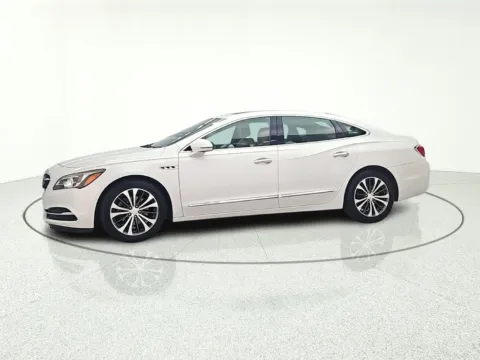 More photos of 2017 Buick LaCrosse Essence at CarWise Gurnee, IL