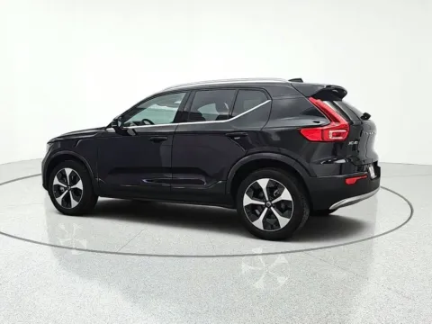 More photos of 2024 Volvo XC40 B5 Plus Bright Theme at CarWise Gurnee, IL