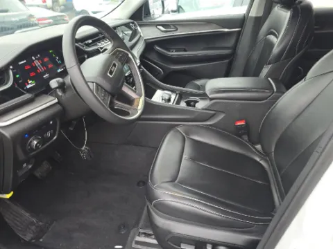 Another view of 2023 Jeep Grand Cherokee 4xe for sale in Gurnee, IL at CarWise Gurnee