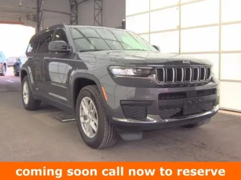 Gray 2023 Jeep Grand Cherokee L Laredo for sale in Gurnee, IL