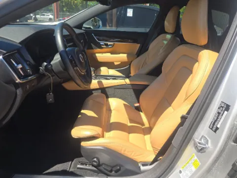 Another view of 2017 Volvo S90 T6 Momentum for sale in Gurnee, IL at CarWise Gurnee